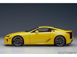 Lexus LFA 2010 1:18 žlutá - AUTOart