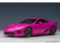 Lexus LFA 2010 1:18 růžová - AUTOart