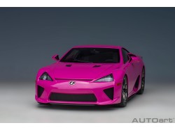 Lexus LFA 2010 1:18 růžová - AUTOart