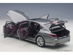 Lexus LS 500h 2018 1:18 stříbrná - AUTOart