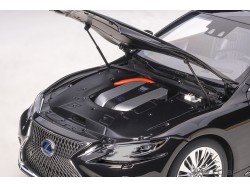 Lexus LS 500h 2018 1:18 (Black) - AUTOart