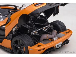 Koenigsegg Agera RS 2015 1:18 oranžová - AUTOart