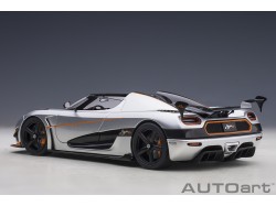 Koenigsegg Agera RS 2015 1:18 (Moon Silver/Carbon) - AUTOart