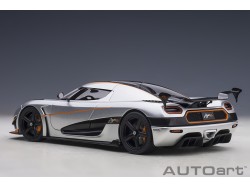 Koenigsegg Agera RS 2015 1:18 (Moon Silver/Carbon) - AUTOart