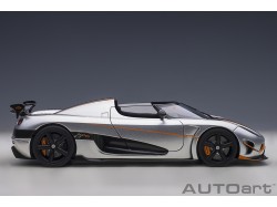 Koenigsegg Agera RS 2015 1:18 (Moon Silver/Carbon) - AUTOart