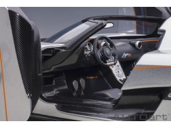 Koenigsegg Agera RS 2015 1:18 (Moon Silver/Carbon) - AUTOart