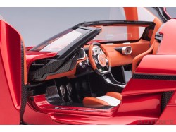 Koenigsegg Regera 2016 1:18 (Apple Red) - AUTOart