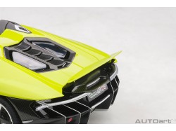 Lamborghini Centenario Roadster 2016 1:18 (Verde Scandal) - AUTOart