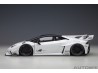 LIBERTY WALK LB SILHOUETTE WORKS Lamborghini Huracan GT  2019 1:18 (White) - AUTOart