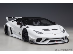 LIBERTY WALK LB SILHOUETTE WORKS Lamborghini Huracan GT  2019 1:18 (White) - AUTOart