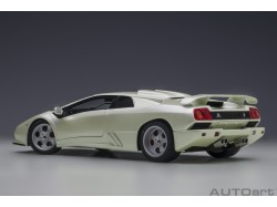 Lamborghini Diablo SE JOTA 1995 1:18 bílá - AUTOart