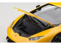 Lamborghini Huracán Performante 2017 1:18 (Giallo Inti) - AUTOart