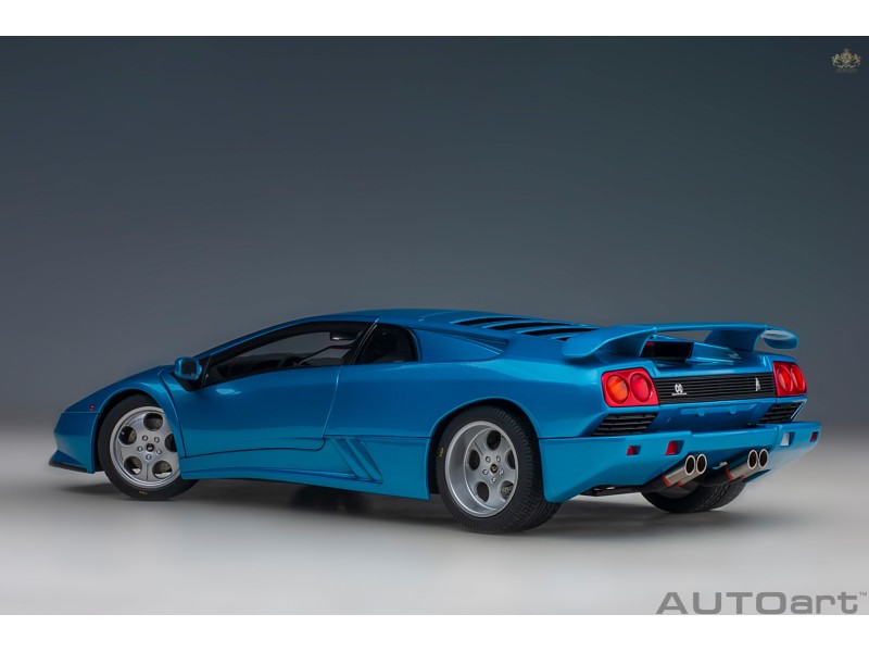 Lamborghini Diablo SE30 1993 1:18 (Blu Sirena) - AUTOart