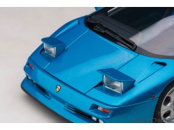 Lamborghini Diablo SE30 1993 1:18 (Blu Sirena) - AUTOart