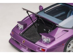 Lamborghini Diablo SE30 1993 1:18 (Viola SE30) - AUTOart