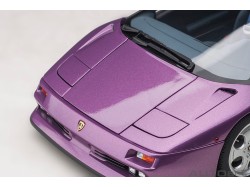 Lamborghini Diablo SE30 1993 1:18 (Viola SE30) - AUTOart