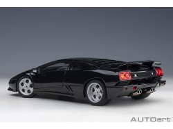 Lamborghini Diablo SE30 1993 1:18 (Deep Black Metallic) - AUTOart