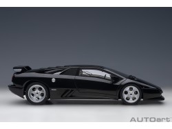 Lamborghini Diablo SE30 1993 1:18 (Deep Black Metallic) - AUTOart