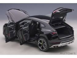 Lamborghini Urus 2018 1:18 černá - AUTOart