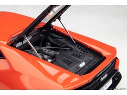 Lamborghini Huracan EVO 2019 1:18 (Arancio Xanto) - AUTOart