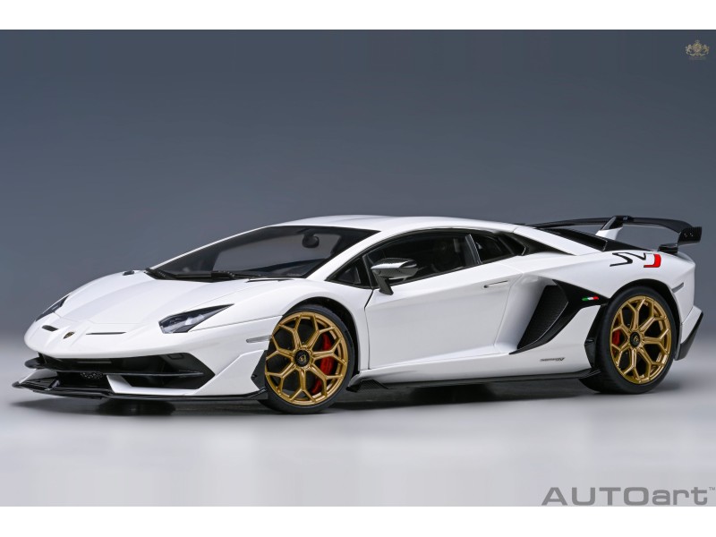 Lamborghini Aventador SVJ 2019 1:18 bílá - AUTOart