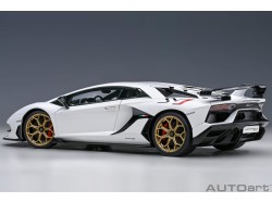 Lamborghini Aventador SVJ 2019 1:18 bílá - AUTOart