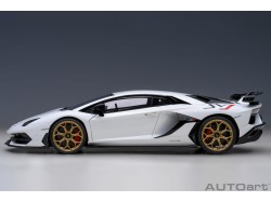 Lamborghini Aventador SVJ 2019 1:18 (Bianco Asopo) - AUTOart