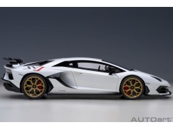 Lamborghini Aventador SVJ 2019 1:18 bílá - AUTOart